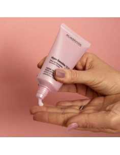 Academie CRÈME UNIVERSELLE HYPO-SENSIBLE – Крем хипосенсабил  универсал с порцеланово цвете  -50мл